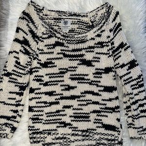 American eagle sweater size small